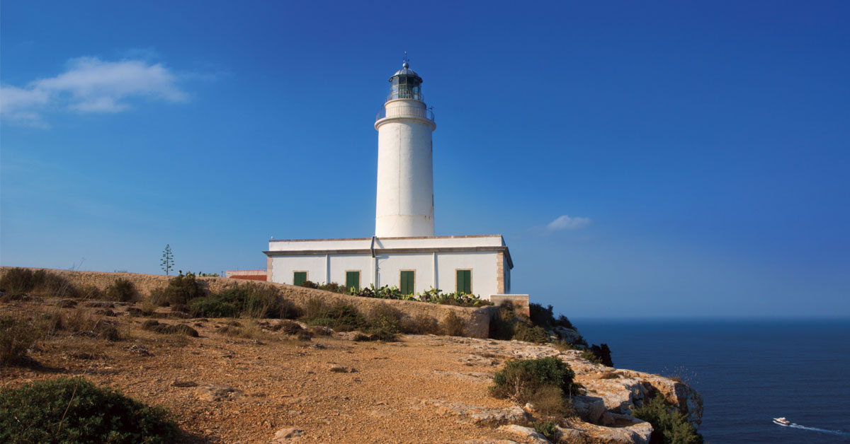 faro de la mola en formentera